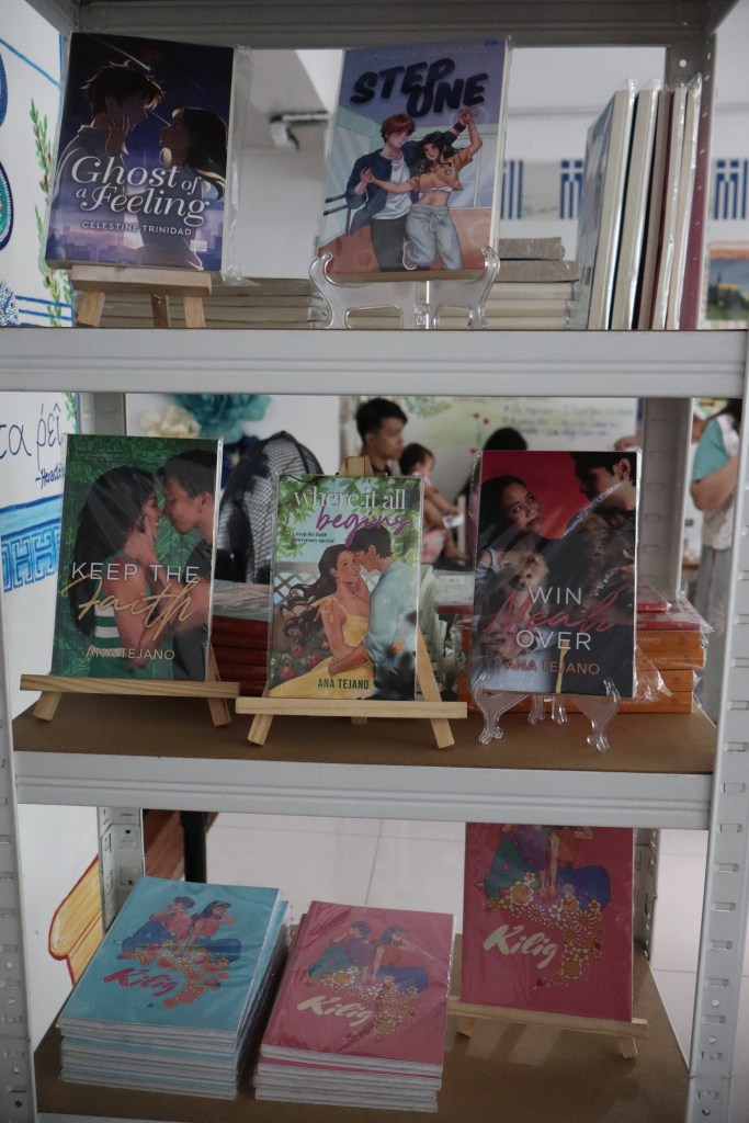 Shelves of #romanceclass books